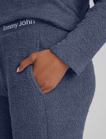 Women's Plush Crewneck Sweatshirt & Jogger Set