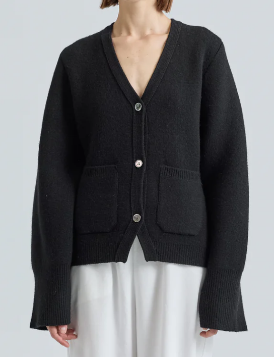 Chill V-Neck Tight Waist Pocket Cardigan