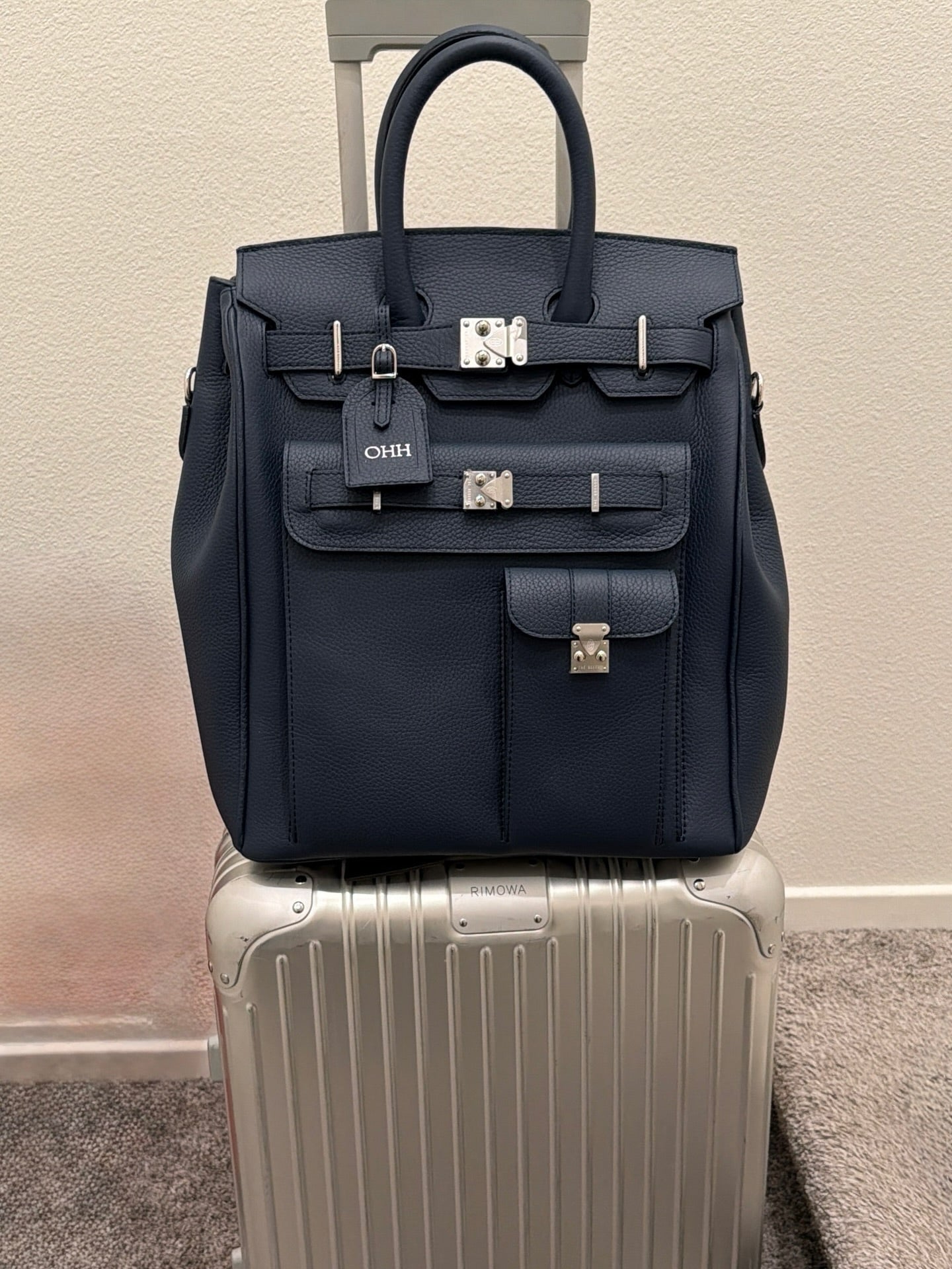 Luxury genuine leather multi-pocket handbag