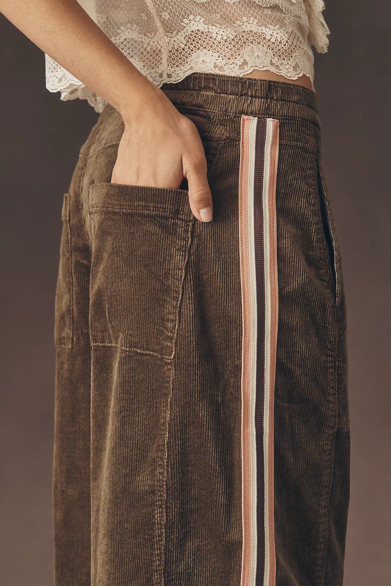 The Izzie Relaxed Pull-On Barrel Pants